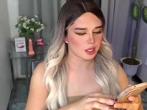 julia_emmerson's webcam