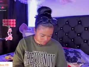 july_smith09's webcam