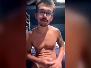 justadaddyboy's webcam