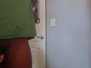 justhanginblk's webcam