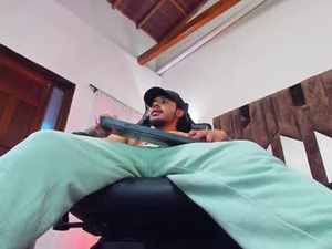 justin_whitejs's webcam