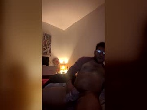 justme697977's webcam