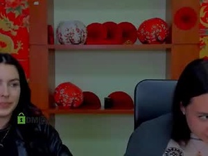 kamila_shine's webcam