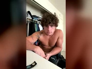 kanewetwood's webcam