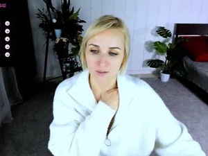 karinella_x's webcam