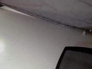 kataluna_hugecock69's webcam