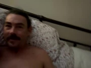 katie_and_chaddy's webcam