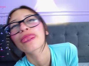katniss_lovee_'s webcam