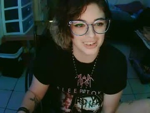 kawaiicvnt420's webcam
