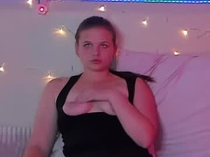 kayleyhaze's webcam