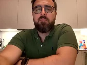 kelius696386's webcam
