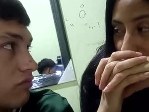 kendall_foxy28630's webcam