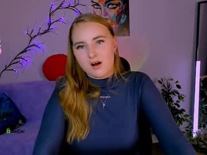 kendall_peach's webcam