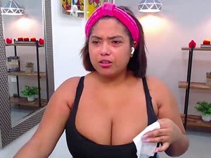 kenya_buhle's webcam