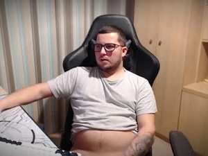 kevinnlovely95's webcam