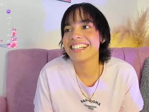 khloe_cute_'s webcam