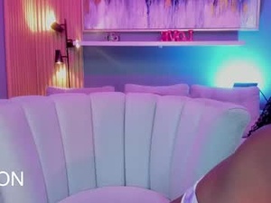 kiara_curls's webcam