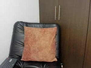 kiaranoir_'s webcam