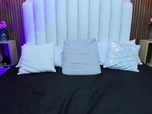 kiarasienna's webcam