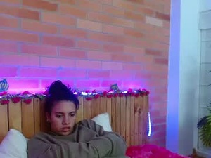 kikimia's webcam