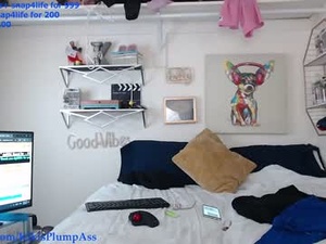 kikiplumpass's webcam