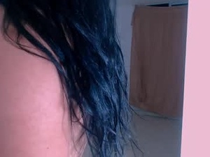 kim_hot_'s webcam