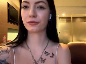 kimberlyshoji's webcam