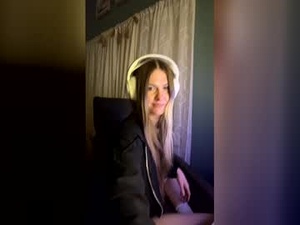 kimmywonderland's webcam