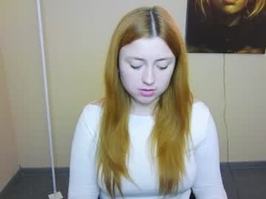 kiraalittle's webcam