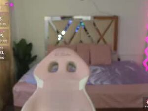 kissi_tay1's webcam