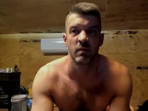 kkylebackagain's webcam