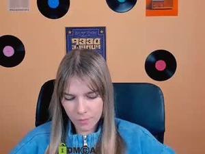 kristy_moon_'s webcam