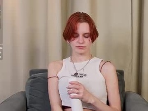 kyrabuske's webcam