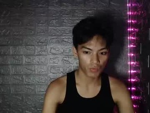 lalakinghugecock_2's webcam