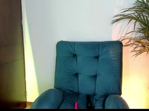 lali_fierce's webcam