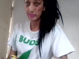 laoditowsen420's webcam