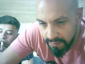 latingaycouple01's webcam