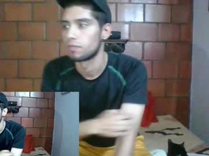 latinmansmoking's webcam