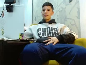 latinoproduction's webcam