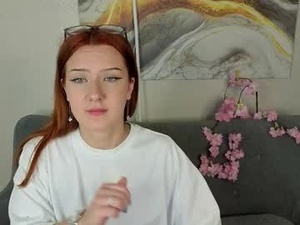 laura_jonees's webcam