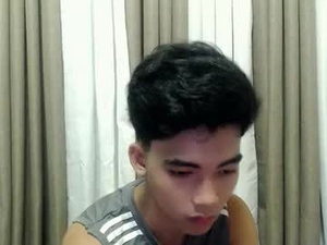 laurence_cuttieguyhere's webcam