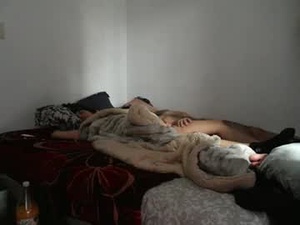 lazyloverslive's webcam