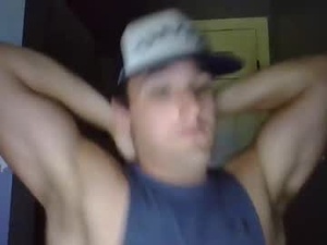 least_bodybuilder920's webcam
