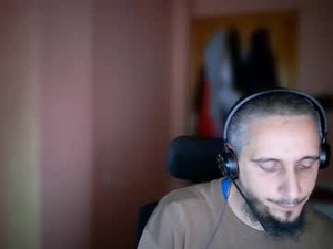 lefrenchiies's webcam