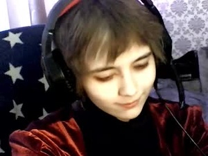 leigharedcross's webcam