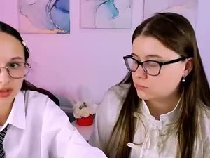 leila_moon_'s webcam