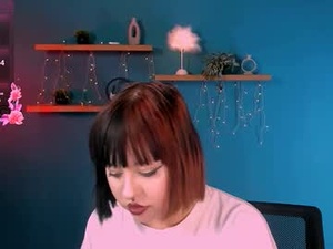 leila_viper_'s webcam