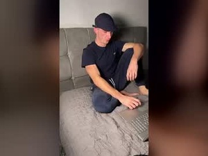 leo1010uk's webcam