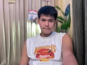 letmebeyourgreat1's webcam