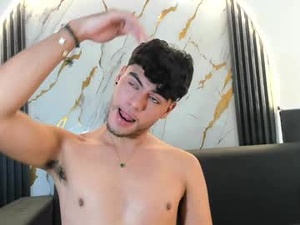 liam_genner's webcam